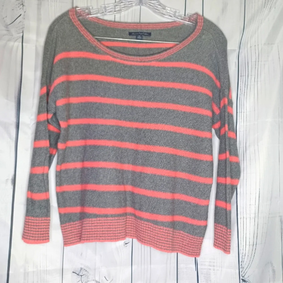 American Eagle Outfitters lightweight pink and gray striped sweater - Picture 1 of 10